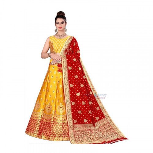 Lehenga With Tischet Blaus - Red and Yellow